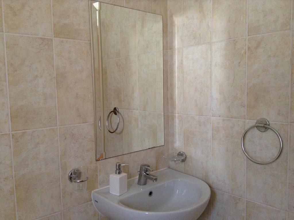 Adriana Holiday Resort Paphos Bilik gambar